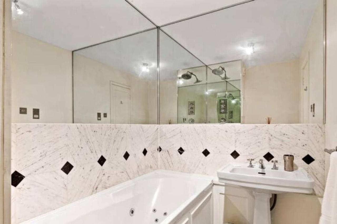 Bright 2 Bedroom Near The Natural History Museum London Eksteriør billede
